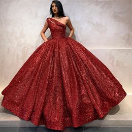 Burgundy Prom Dresses 2021 New Ball Gown Formal Evening Party Wear Pageant Gowns Middle East One-Shoulder Birthday Party