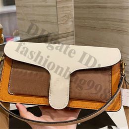 Young Women Envelope Shoulder Hand bags Genuine Leather Flap One Side Bright Colour Outside Girls Small Square Brand Cross Body Bag Clutch