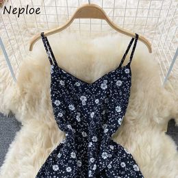 Neploe Vintage V-neck Floral Print Dress Women Spaghetti Strap Backless Vestidos Female Sexy Ruffle Slim Split Sleeveless Robe Y0823
