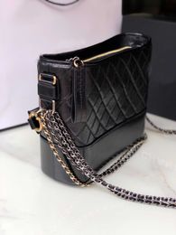 2021 new high quality bag classic lady handbag diagonal bag leather AS1582 25CM