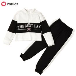 Spring and Autumn 2-piece Baby / Toddler Letter Sporty Top Pants Set 210528