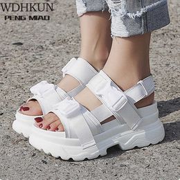 WDHKUN Summer Women Sandals Buckle Design Black White Platform Sandals Comfortable Women Thick Sole Beach Shoes Y0721