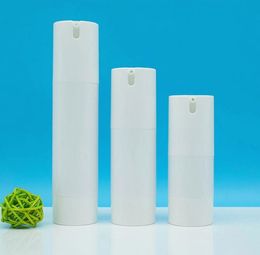 100pcs 15ml/30ml/50ml White Airless Pump Vacuum Scrub Bottle Toiletries Container Refillable Plastic Dispenser Travel SN6228