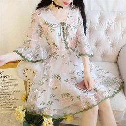 Summer Arrival Sweet Fairy V Neck 3/4 Sleeve Dress Floral Embroidery Lace-Up Flare High Waist Princess 210527