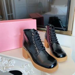 Luxus Marke Schuhe Frauen Mode Designer Western Stiefel Neue Glänzende Leder Dicke Sohle Chunky Heel Ankle Boot Mujer