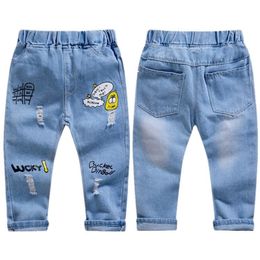 2021 Spring Boys Pants Print Pattern Trousers Girls Cartoon Ripped Pant Children Clothing Kids Clothes Baby Girl Birthday Jeans 210303