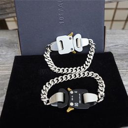 Men Women 1017 Alyx 9SM River Link Bracelet عالية الجودة من Titanium Steel Aylx Metal Accessories Q0717