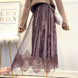 Autumn New Women Super Fairy Lace Spliced Velvet Skirt Winter High Quality Elegant Tulle Long Pleated Skirt falda mujer Saias 210310