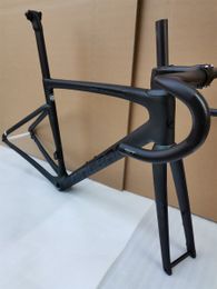 High quality road bike SL7 carbon frame fully internal cable suitable for Di2 mechanical groupt 700C carbon bicycle frames