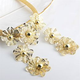 Earrings & Necklace Fashion Bohemia Jewelry Sets For Women Pendant Flower Engagement Weddings Bridal Accessory Fine