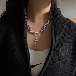 Einfache Leichtmetallkreuz -Anhänger Halskette Halskette Hip Hop Pullover Kette Schlüsselbeinkette