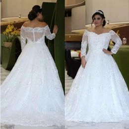 Graceful Ivory Long Sleeve Wedding Dresses 2021 Appliques Lace Off Shoulder Bateau Neck Illusion Back Plus Size Bride Country Wedding Gowns