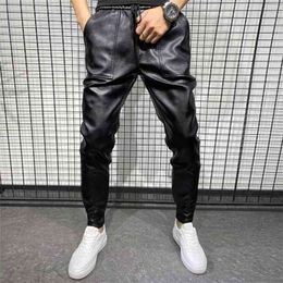 Arrivals Winter Thick Warm PU Leather Pants Men Clothes Simple Big Pocket Windproof Casual Trousers Black Plus Size 40 210723