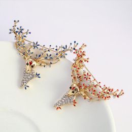 Pins, Brooches Christmas Deer Full Rhinestone Reindeer Sika Brooch Cute Beautiful Animal Winter Jewelry Accessories Pin AL569