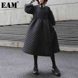 [EAM] Bandage Warm Irregular Cotton-padded Coat Long Sleeve Loose Fit Women Parkas Fashion Autumn Winter 1DD0731 210819