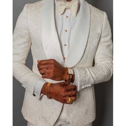 Ivory Floral Jacquard Wedding Tuxedo for Groomsmen 2 piece Slim fit Men Suits with Shawl Lapel African Male Fashion Costume 2020 X0909