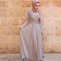 Sparkly Muslim A Line Wedding Dresses Crystals Bride Dress Pearls Beaded Saudi Arabic Dubai Abaya Long Sleeves Chiffon Formal Reception Bridal Gowns 2021