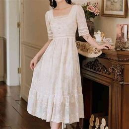 Summer Arrival Sale Retro Square Collar Flower Embroidery Short Sleeve Women Lace Mermaid Long Dress 210603