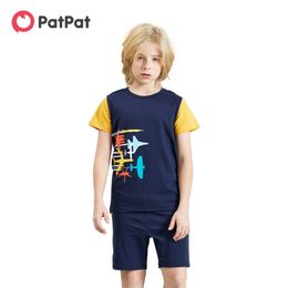 Arrival Summer Kids Boy Cartoon Plane Print Tee and Shorts Set 210528