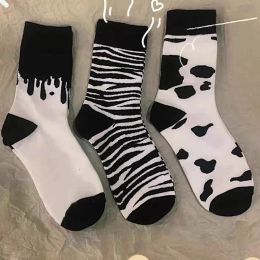 Fashion Accessories Funny Cow Print White Black Cartoon Socks Lovely Japanese Style Cotton Women Men Striped Socks Breathable Casual Socks