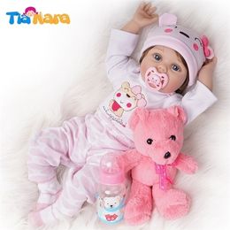 55cm Reborn Bebe Doll Girl Newborn Toy for Girls Birthday Gifts Cute Baby Dolls Alive Silicone Vinyl Pink Outfit with Toy Bear 220315