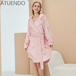 ATUENDO Winter Warm Flannel Sleepwear Robe for Women Fashion Kawaii Pink Velvet Home Clothes Leisure Atoff Satin Bathrobe 210924