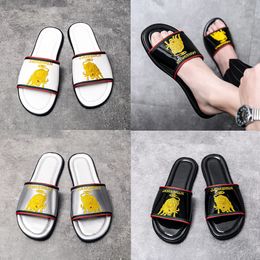 Luxury Genuine Leather slipper Men Brand designer embroidery Rubber Slides Beach Flat Sandals Shiny Black white silver outdoor indoor Flip Flops GOOD QUALITY