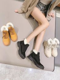 Women's Ankle Boots Designer Luxury Fur Snow Boots Black Yellow and Beige Lace-up Winter Shoes Rubber Sole Size 35-40