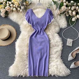 Korean Fashion Elastic Knitted Sweater Dress Women V-neck Contrast Ruffled High Waist Thin Sexy Vestidos M373 210527