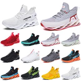 men running shoes breathable trainer wolf grey Tour yellows triple whites Khaki greens Lights Brown Bronze mens outdoor sport sneakers walking jogging