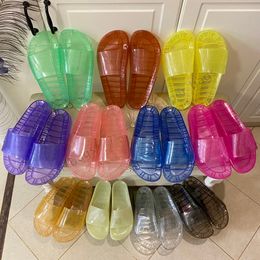 2021 Fashion Beach Crystal Jelly Slippers Luxurys Designers Flat Women Sandals Transparent Flip Flops Men Casual Shoes 35-46