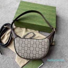 Women Luxurys Designers Handbag 2021 New Head Leather Old Flower Crescent Bag Underarm Bag Trend One Shoulder Women's Bag