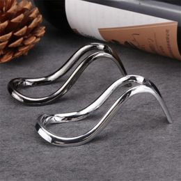 New stainless steel pipe rack, cigarette accessories, alloy metal crafts, creative high-heeled rack, cigarette holder