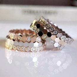 -Herzen / Chrom-Mode Paris Diamant-Wabenring-Ring eingelegter Overlay S925 Sterling Silber überzogen 18 Karat Goldschwanz
