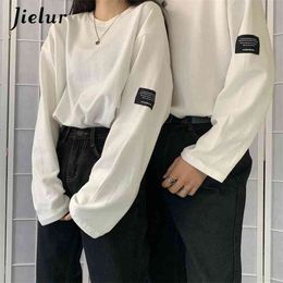 Jielur Korean Style Fashion Long Sleeve T-shirt Women Harajuku BF T-shirts Spring Loose Couple Tees White Top Hipster Clothing 210720
