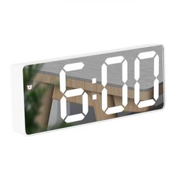 LED Mirror Alarm Digital Voice Control Snooze Time Temperature Display Night Mode Home Decoration Clock for Gift 210310