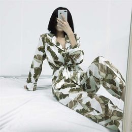 HiLoc Banana Leaf Robe Sets Long Sleeve Satin Pajamas Tropical Graphic 2 Piece Set Women Sleepwear Home Suit Sets Bathrobe 210928