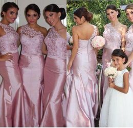 Pink Bridesmaid Dresses One Shoulder Lace Applique Satin Ribbon Custom Made Mermaid Country Wedding Party Sweep Train Plus Size Maid Of Honour Gown Vestidos