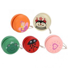 ttractive Cartoon Ladybug Printed Wooden Yoyo Yo Professional Fun Funny Gadgets Interesting Toys For Children Kids Gift G1125