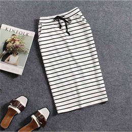 Korean Womens Black White Striped One-Step Skirt Spring Summer Woman Casual Pocket Mid-length Slim Bag Hip Skirts Female 210629