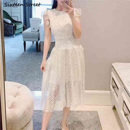 Summer Dresses Woman Beige Lace Runway Design High Waist Party Vestidos Luxury Sleeveless Hollow Self Female 210603