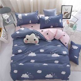 Desenhos animados Clouds Imprimir Cama Cama Set Kids Girl Duvet Cover Adulto Criança Cama Folhas e Frolas Condutor Conjunto de Cama 61038 210706