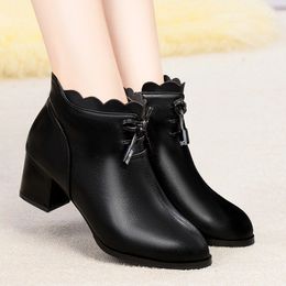 2021 Winter Shoes Warm Plush Ankle Boots Mid Heels Dress Shoes Black Booties Bow Snow Shoes Plus 35 43 42 41 Botas Mujer 8524N