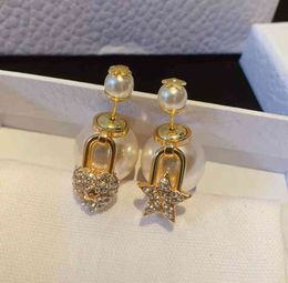 diamond necklace settings Canada - Dijia Female Designer Jewelry Earrings d 2021 Temperament Fashion Bee Star Luxury