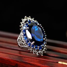 Natural Labradorite Shine Cabochons with Rhinestone Crystal Setting Women Finger Rings Birthday Gifst Exaggeration Accessories