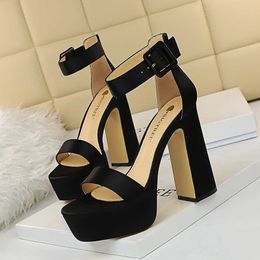 BIGTREE Sexy Lady DrShoes Women Pumps High Heels Festival Party Wedding Shoes Formal Pumps BusinChunky Heels Sandals X0526