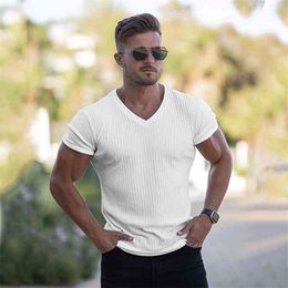 Gym T-shirt Men V Neck Short Sleeve Knitted Tshirt Sports Slim Fit Tee Shirt Male Fitness Bodybuilding Workout Summer Clothing 210629