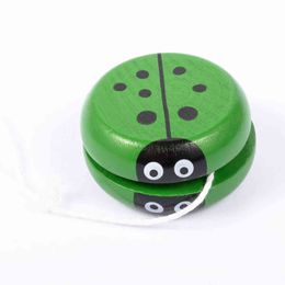 2021 New Yoyo Classic Toys Insect Bug Ladybug YoYo Balls Children Creative Wooden Bug Toys Gift Colour Sent Randomly G1125