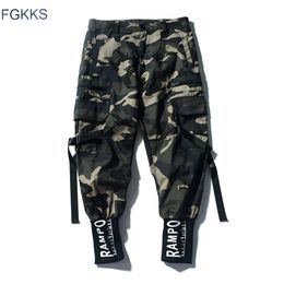 FGKKS Men Camouflage Cargo Pants Street Fashion Male Hip Hop Pencil Pants Men's 100 % Casual Sweatpants Brand Clothing 210726