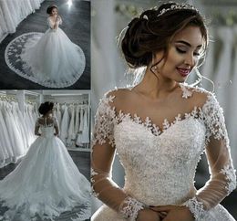 Vintage Wedding Dresses With Sheer Neckline Lace Appliques Illusion Long Sleeves Back Covered Buttons Wmen Formal Bridal Gown